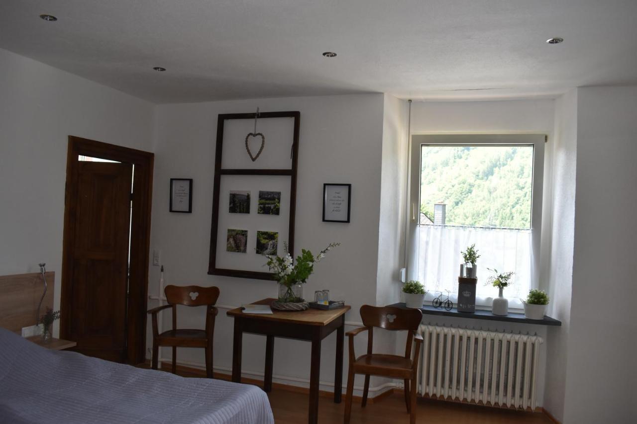 Landgasthof Zur Sonne Otel Enkirch Dış mekan fotoğraf