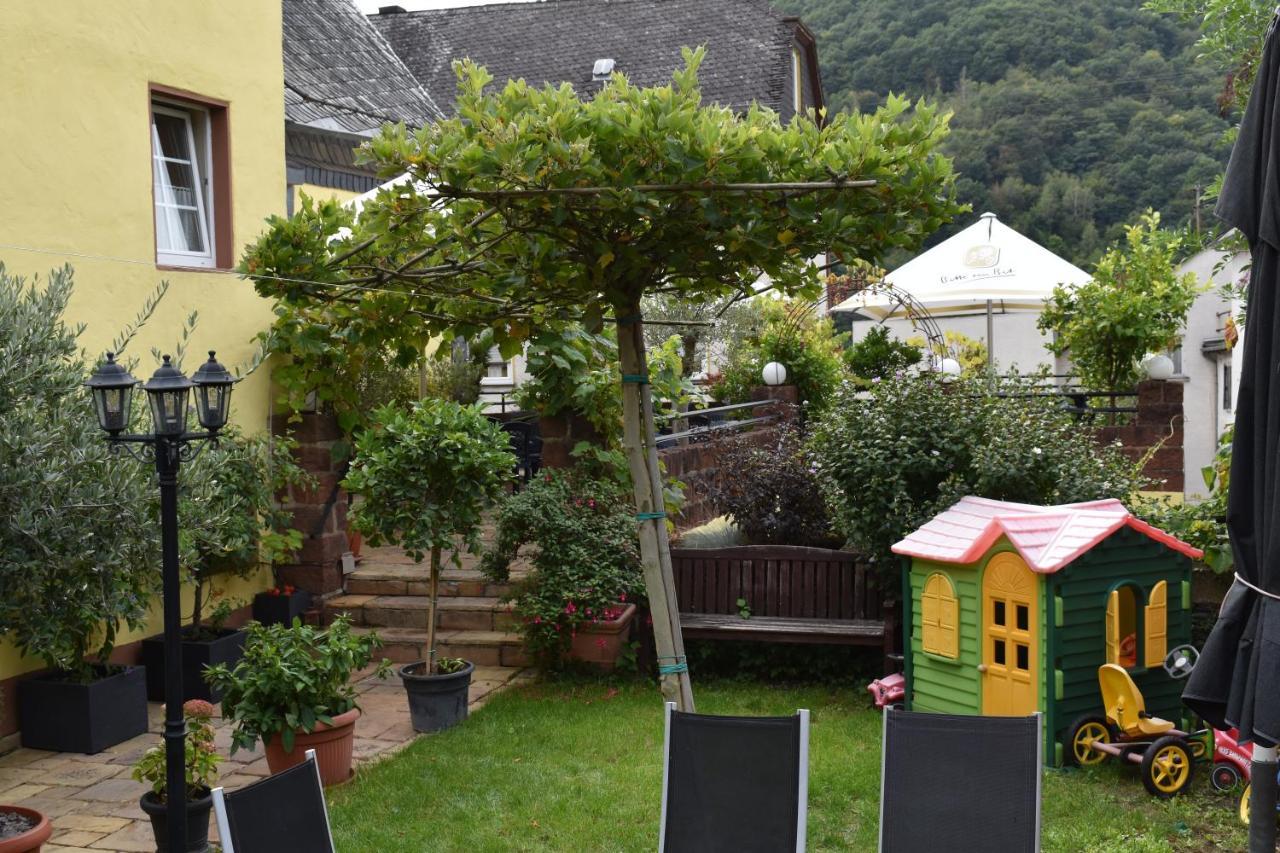 Landgasthof Zur Sonne Enkirch Dış mekan fotoğraf